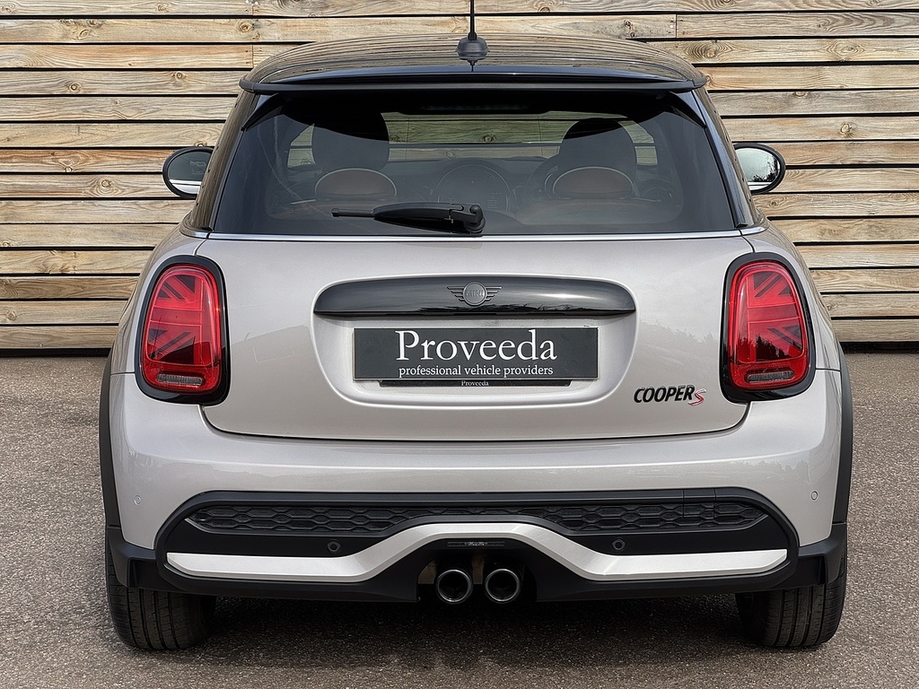 Mini Hatch 1.5 Cooper Seven Hatchback 136 Grey #8