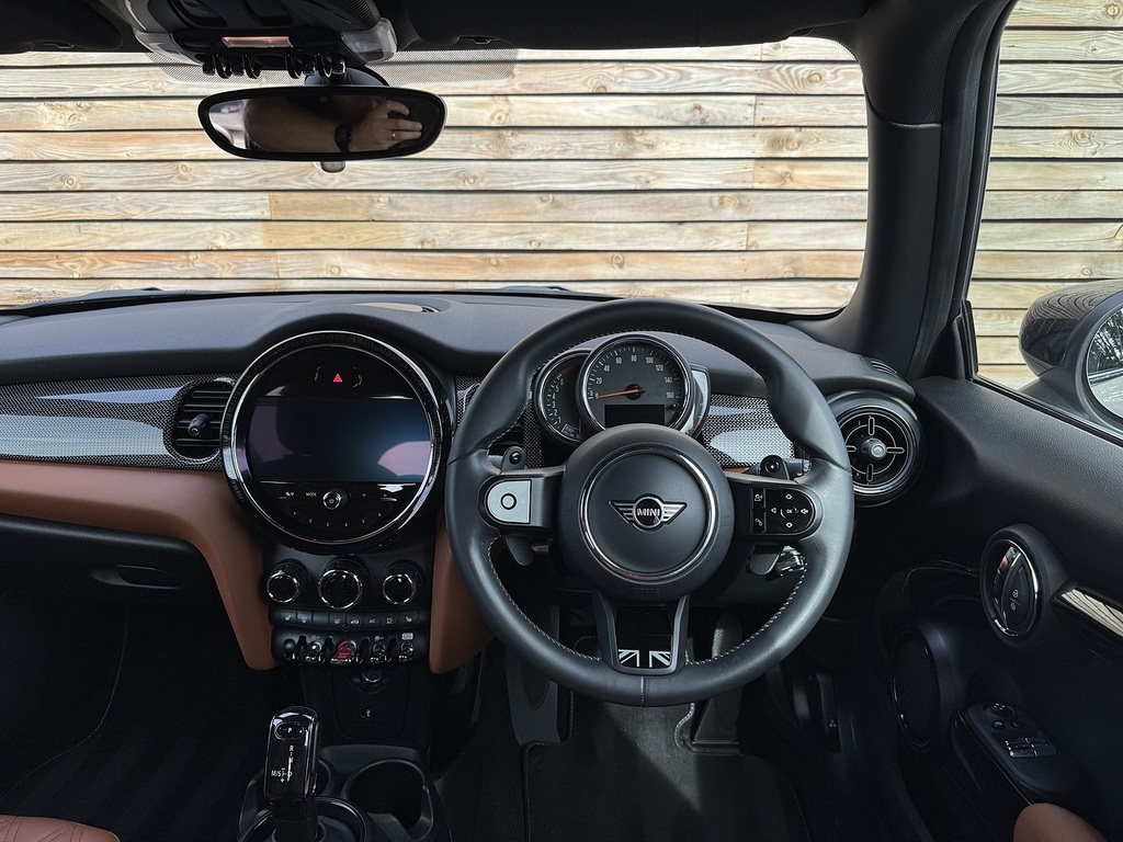 Mini Hatch 1.5 Cooper Seven Hatchback 136 Grey #12