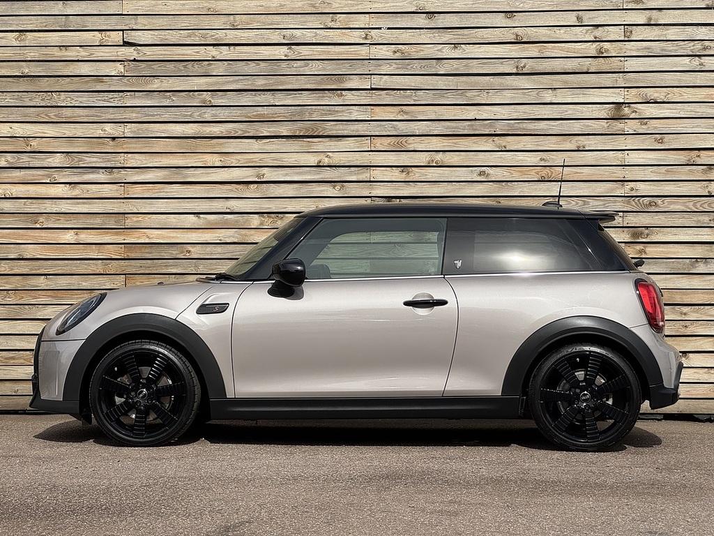Mini Hatch 1.5 Cooper Seven Hatchback 136 Grey #24