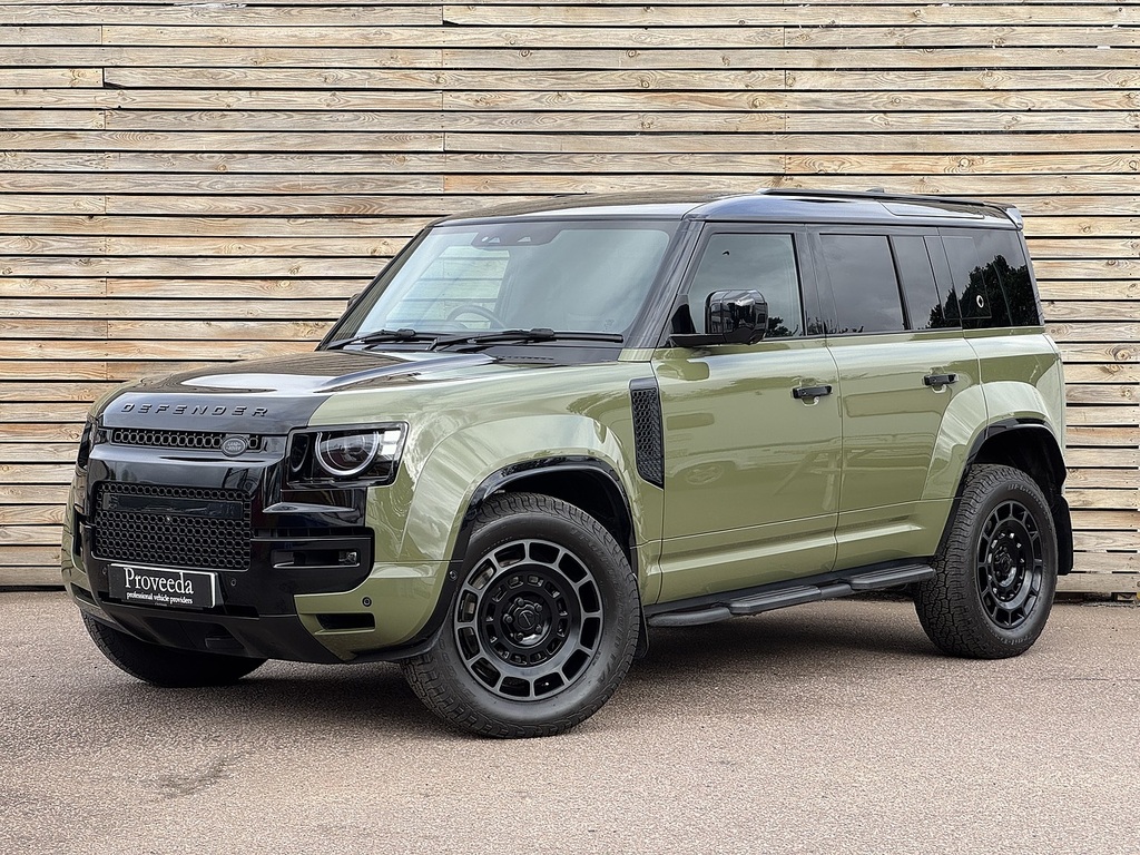 Land Rover Defender 110 Silver #7