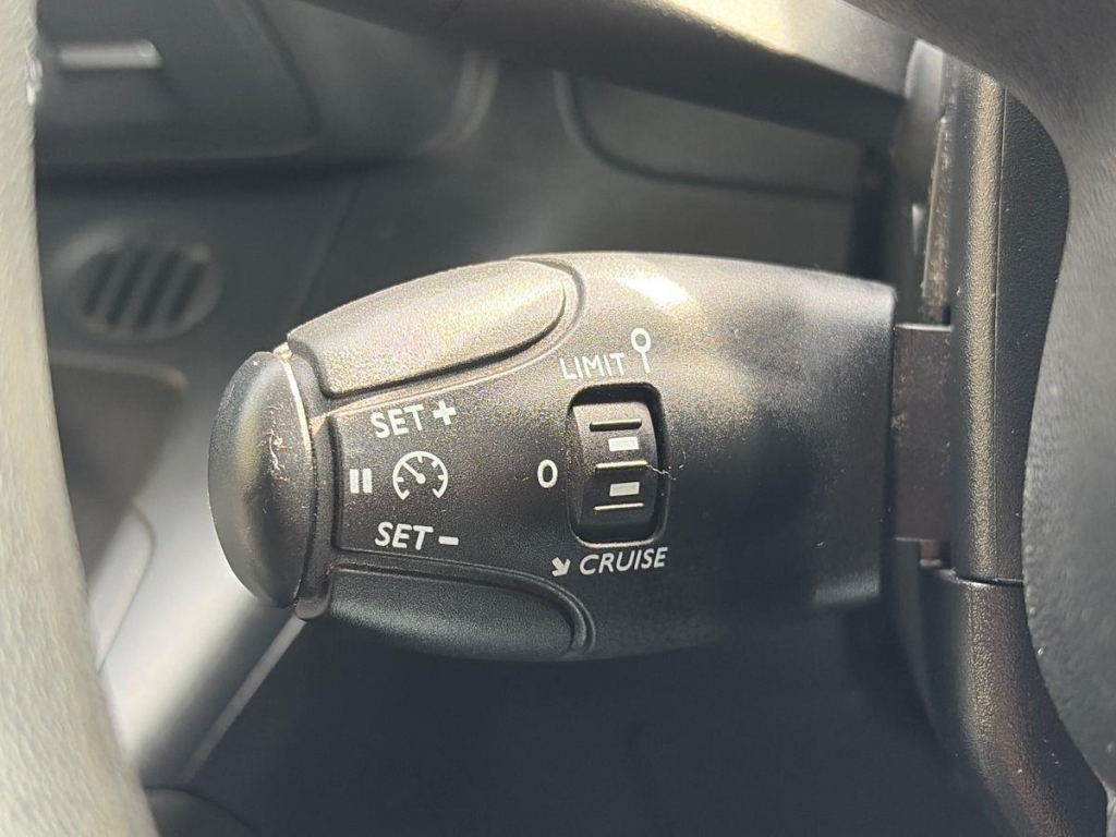 Citroen Berlingo Diesel White #24