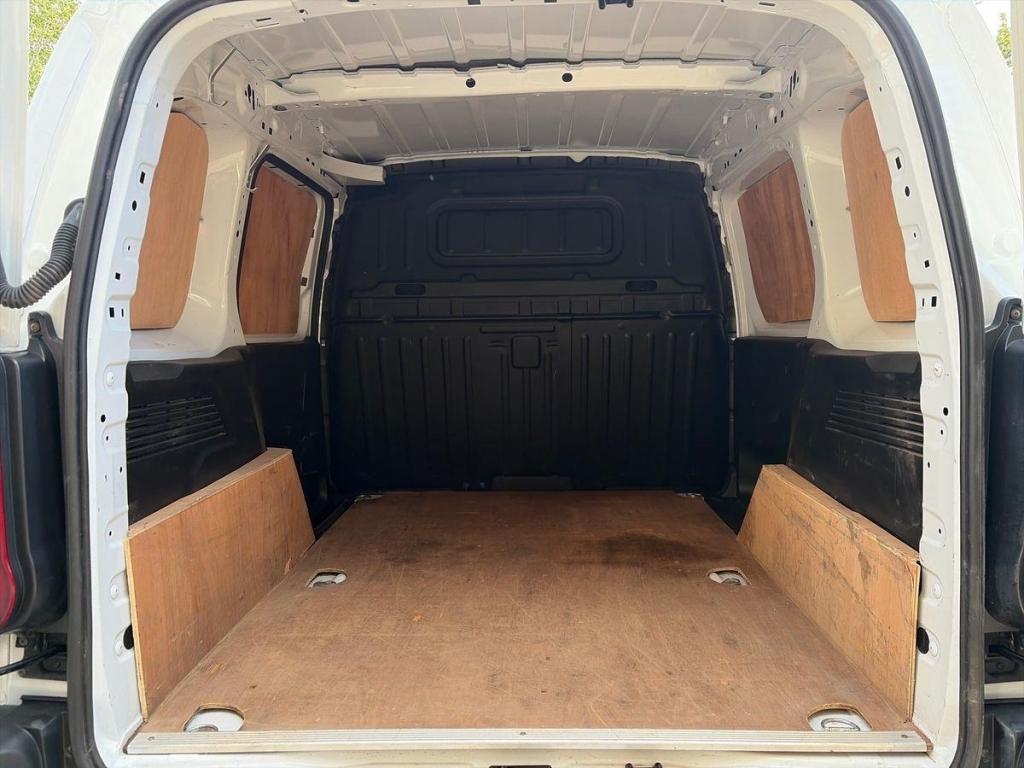 Citroen Berlingo Diesel White #21