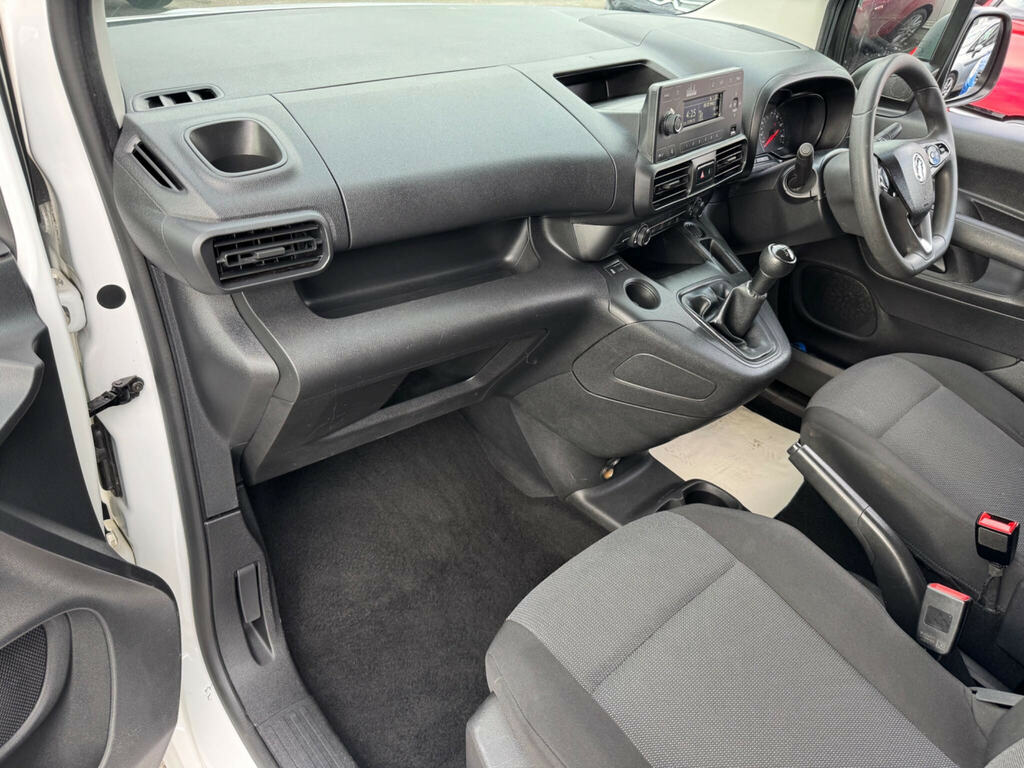 Vauxhall Combo Panel Van 1.5 Turbo D 2300 Sportive L1 H1 Euro 6 4 Black #19