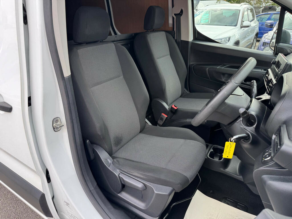 Vauxhall Combo Panel Van 1.5 Turbo D 2300 Sportive L1 H1 Euro 6 4 Black #11