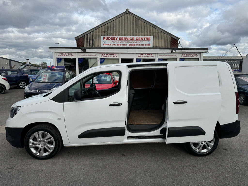 Vauxhall Combo Panel Van 1.5 Turbo D 2300 Sportive L1 H1 Euro 6 4 Black #23