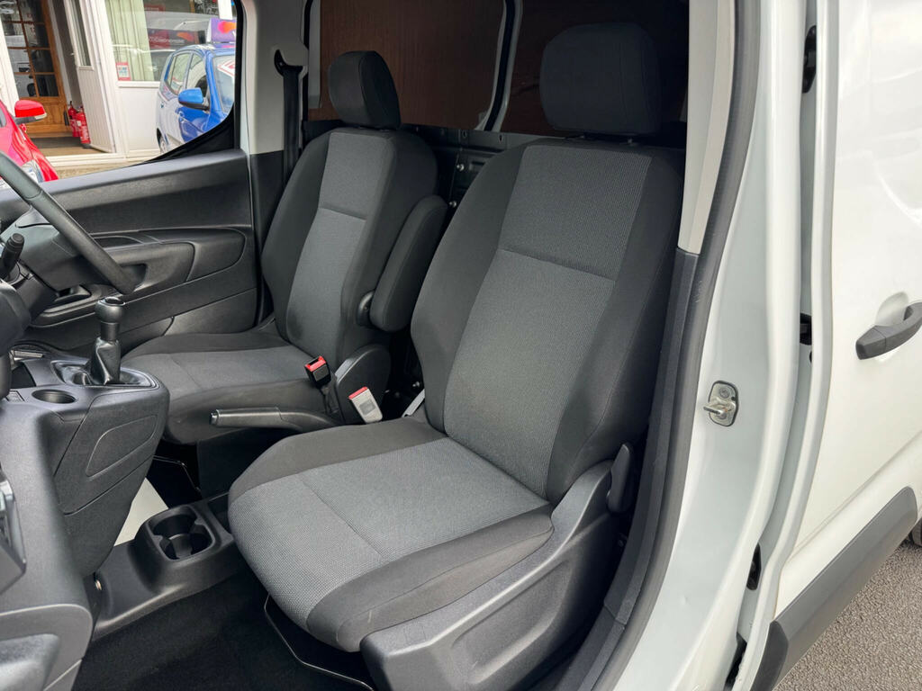 Vauxhall Combo Panel Van 1.5 Turbo D 2300 Sportive L1 H1 Euro 6 4 Black #21