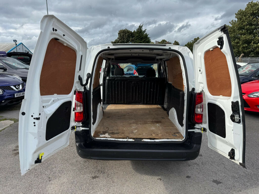 Vauxhall Combo Panel Van 1.5 Turbo D 2300 Sportive L1 H1 Euro 6 4 Black #32