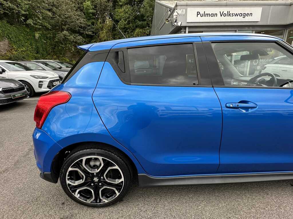Suzuki Swift 1L Sz5 Red #24