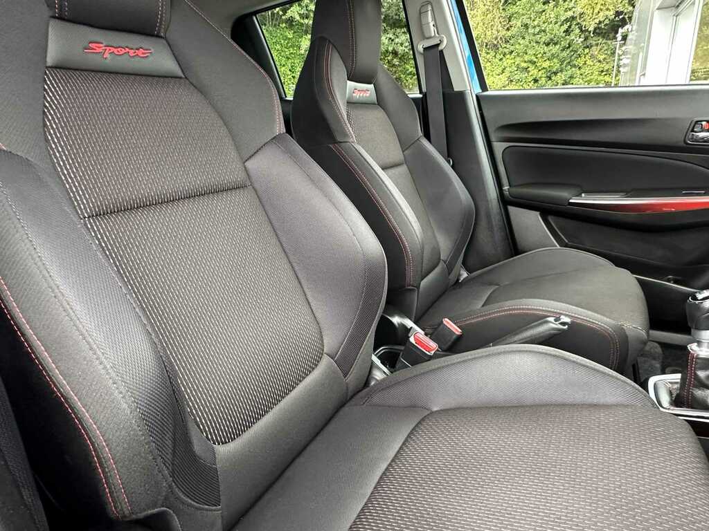 Suzuki Swift 1L Sz5 Red #8