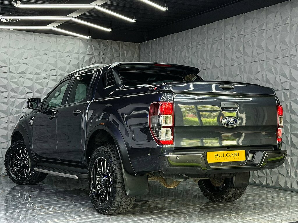 Ford Ranger 3.2 Wildtrak 4X4 Dcb Tdci 197 Bhp White #12