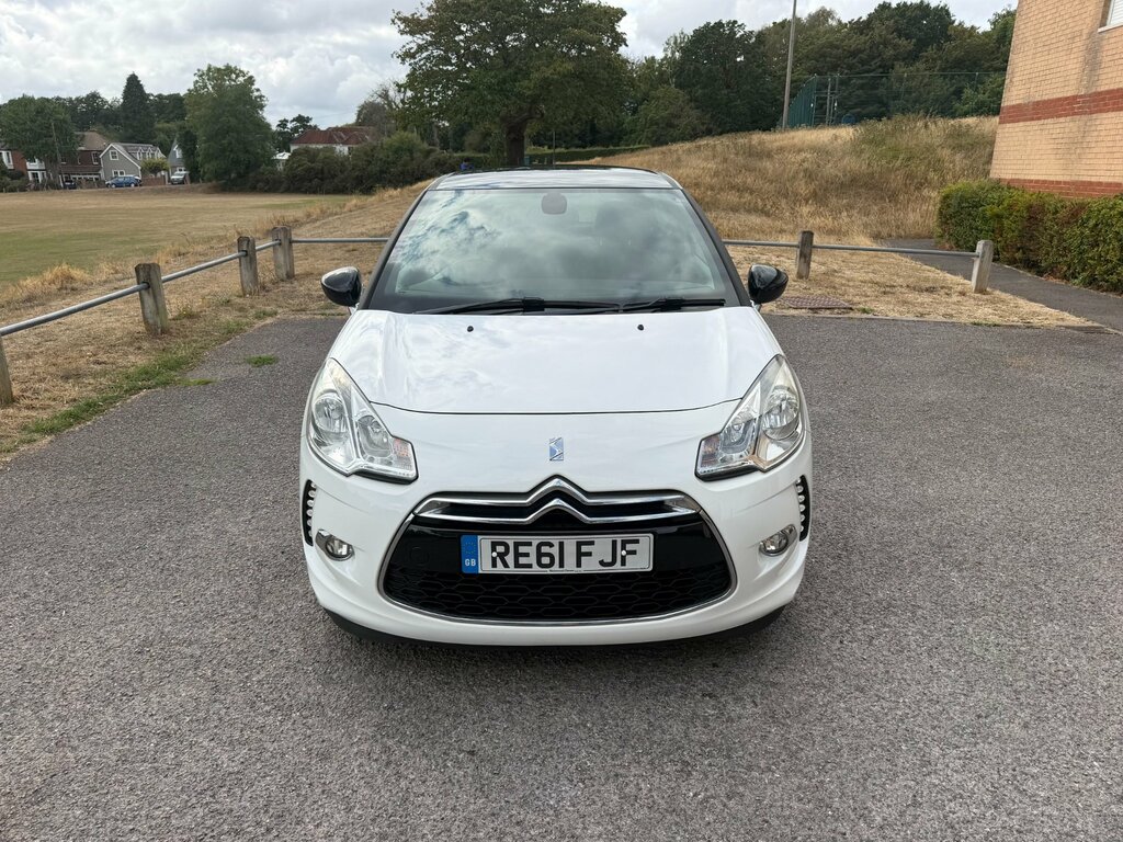 Citroen DS3 1.6 E-hdi Airdream Dstyle Plus Hatchback Diese White #6