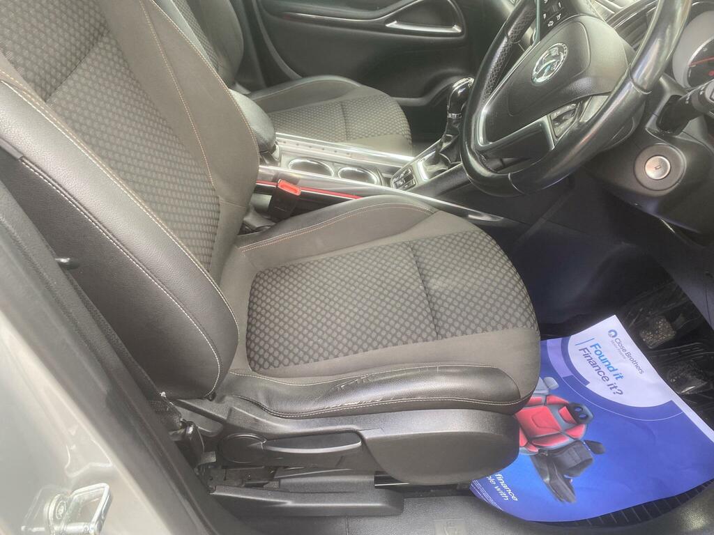 Vauxhall Zafira Tourer Tech Line Red #70
