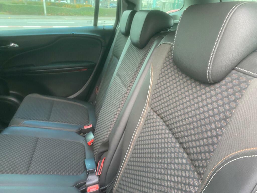 Vauxhall Zafira Tourer Tech Line Red #25