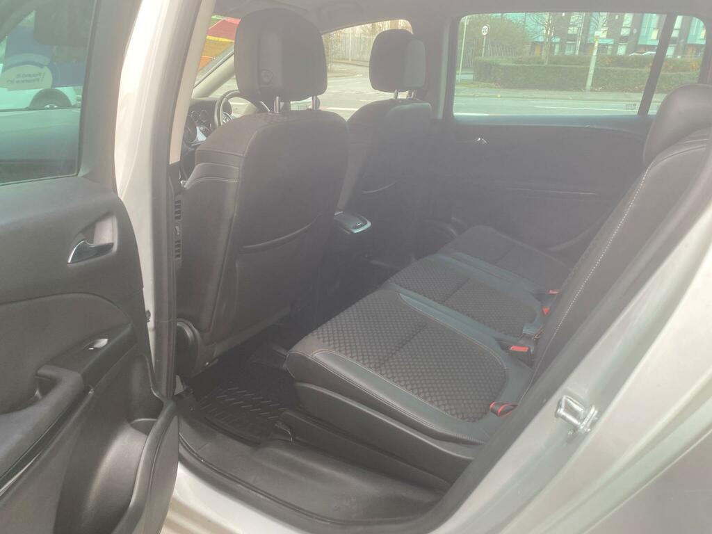 Vauxhall Zafira Tourer Tech Line Red #26