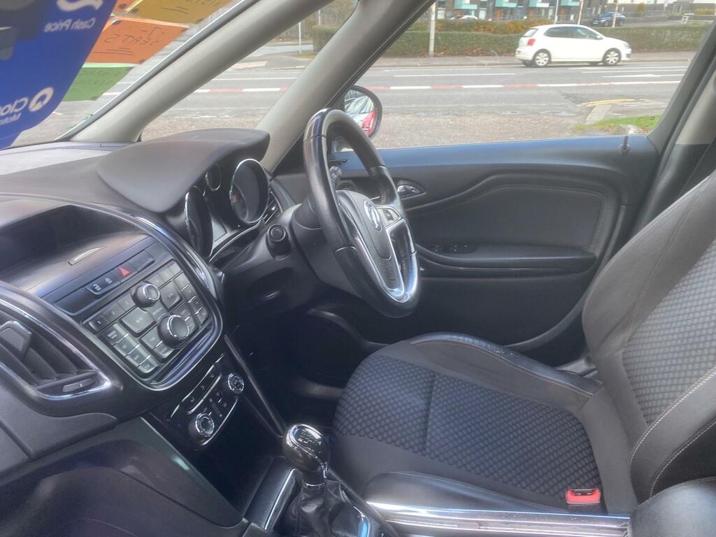 Vauxhall Zafira Tourer Tech Line Red #37