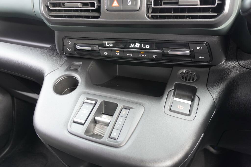 Citroen e-Berlingo 800 50Kwh Driver Edition M Panel Van #27