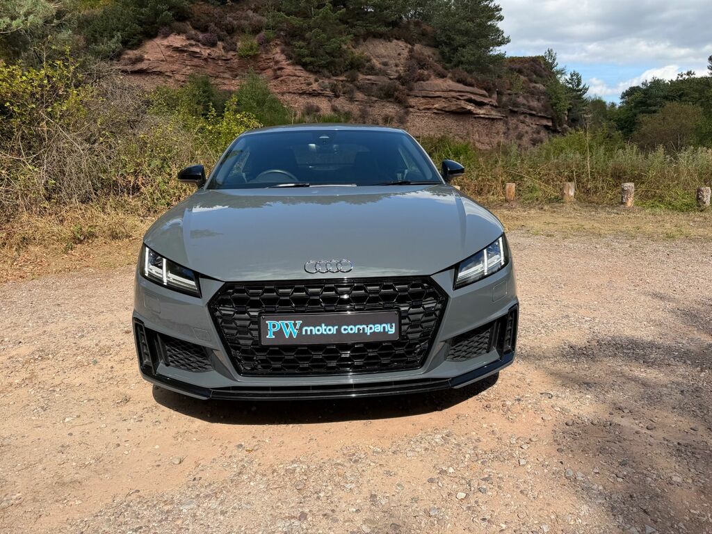 Audi TT Tfsi 45 Black Edition Grey #2