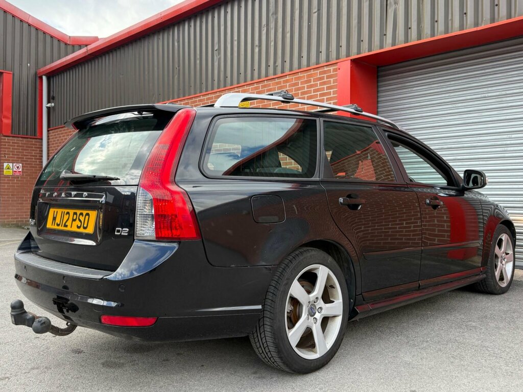 Volvo V50 R-design Black #34