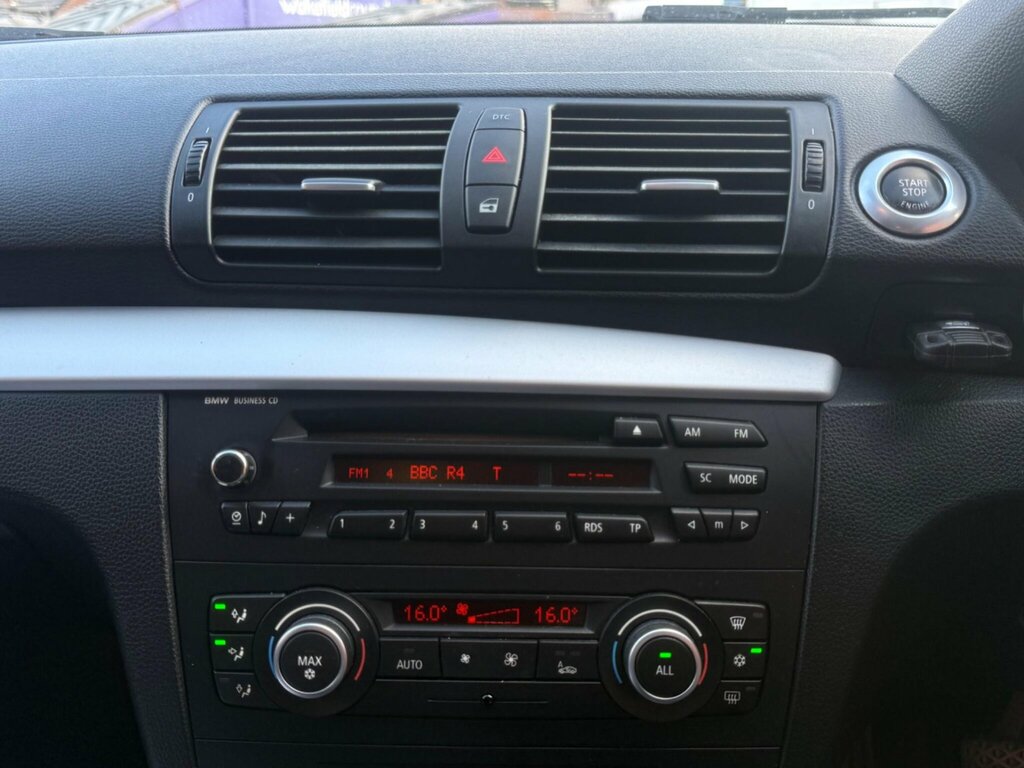 BMW 1 Series 118D M Sport Black #16