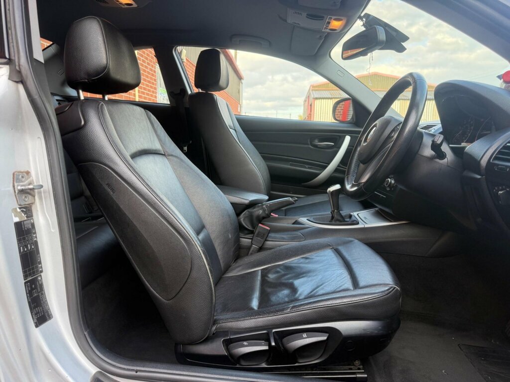 BMW 1 Series 118D M Sport Black #21