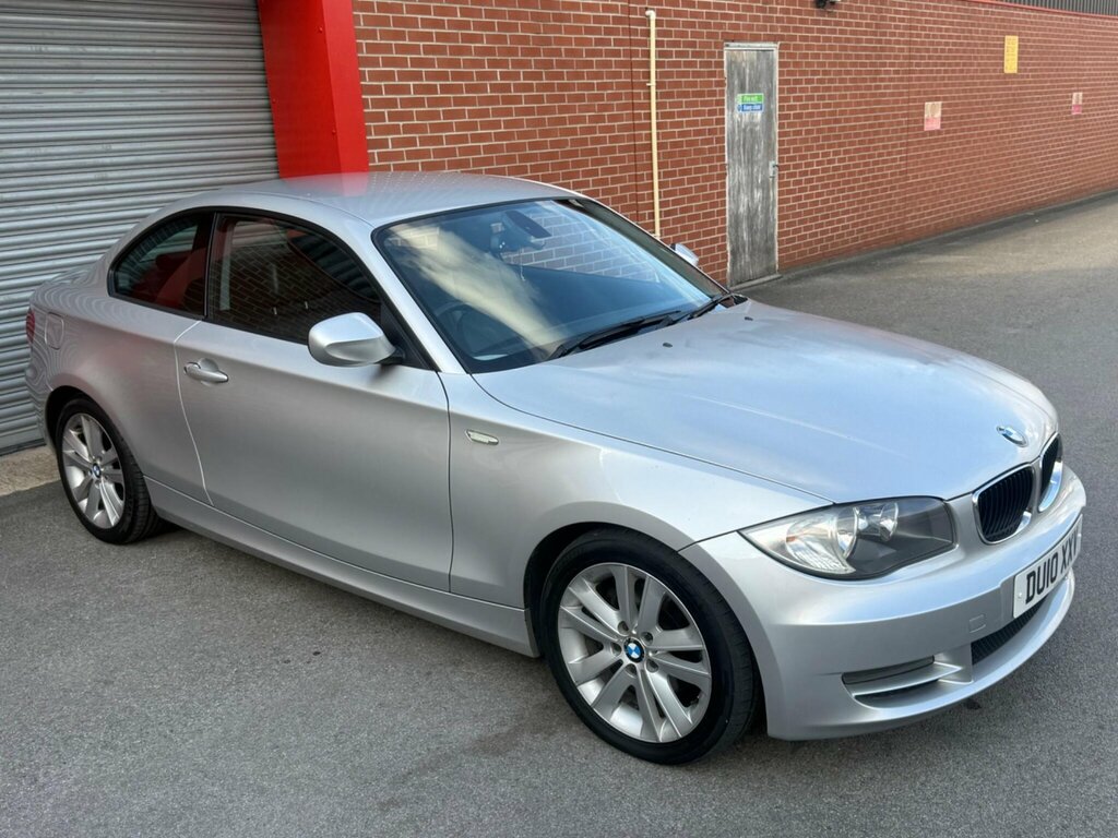 BMW 1 Series 118D M Sport Black #2