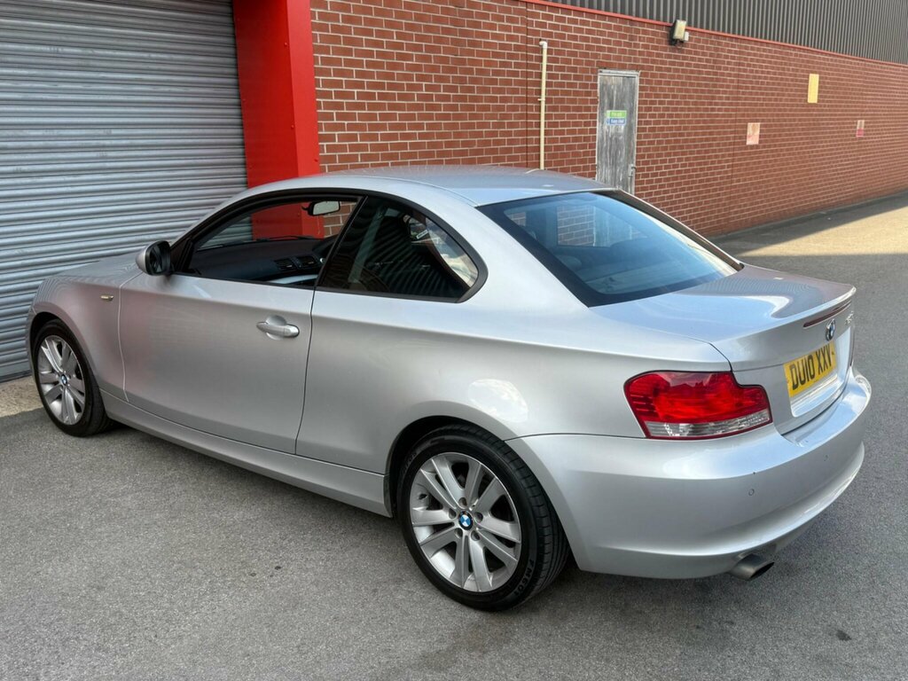 BMW 1 Series 118D M Sport Black #32