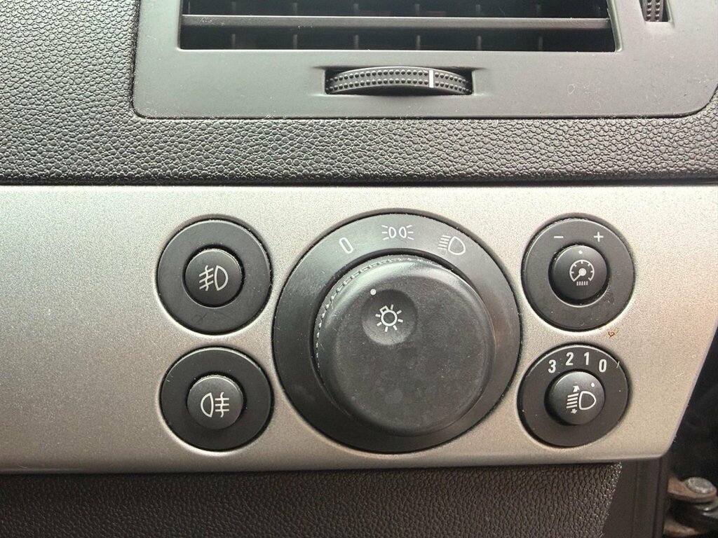 Vauxhall Astra Vauxhall Astra Cdti Sportive Silver #10