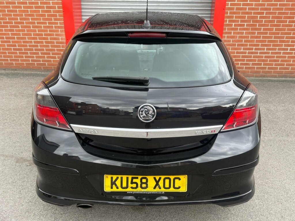Vauxhall Astra Vauxhall Astra Cdti Sportive Silver #30