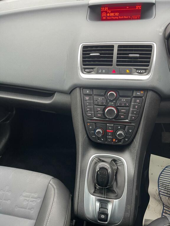 Vauxhall Meriva Tech Line Brown #6