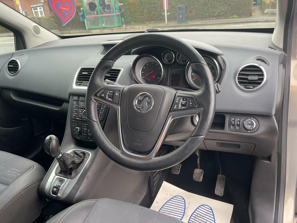 Vauxhall Meriva Red #8