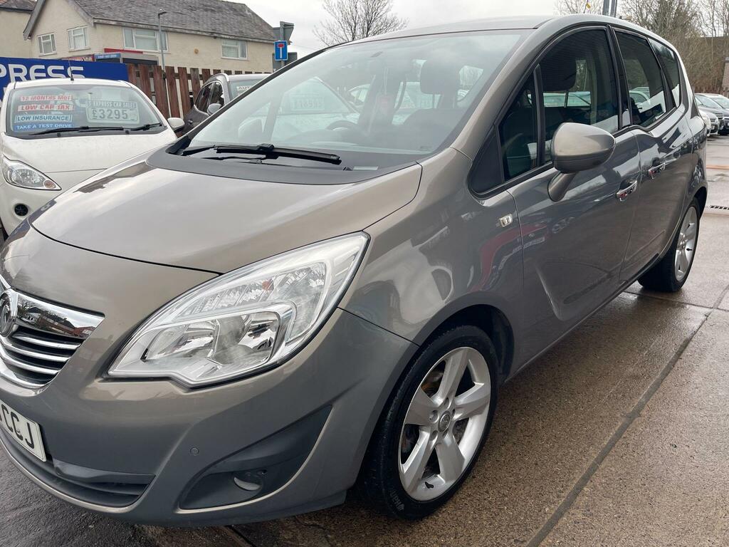 Vauxhall Meriva Red #17