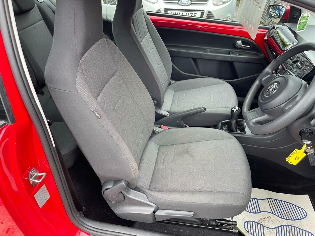 Volkswagen Up 1.0 High Up Red #10