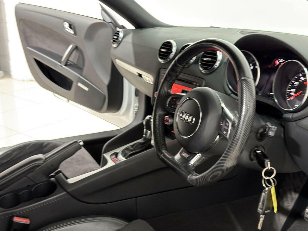 Audi TT 1.8T Fsi S Line S Tronic White #41