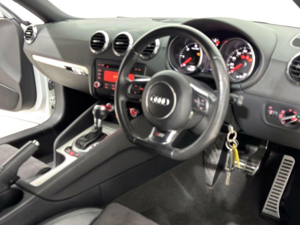 Audi TT 1.8T Fsi S Line S Tronic White #37