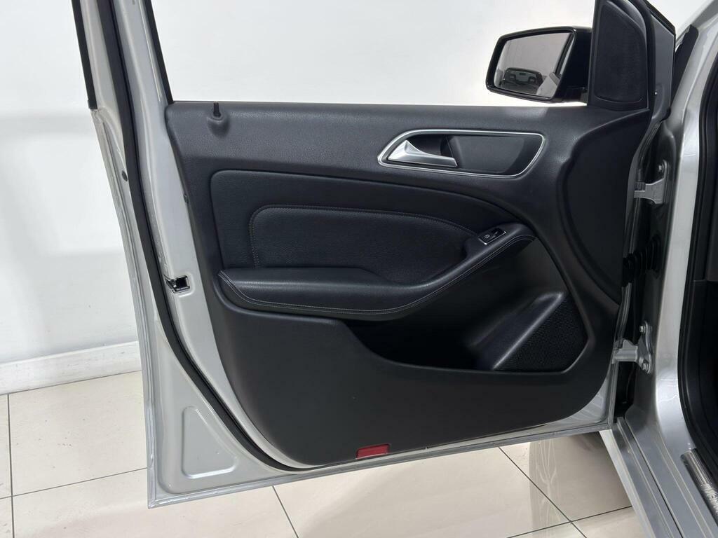 Mercedes-Benz B Class 1.6 B180 Blueefficiency Se Euro 5 Ss Black #67