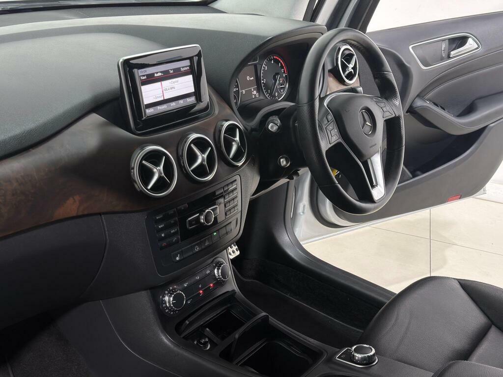 Mercedes-Benz B Class 1.6 B180 Blueefficiency Se Euro 5 Ss Black #32