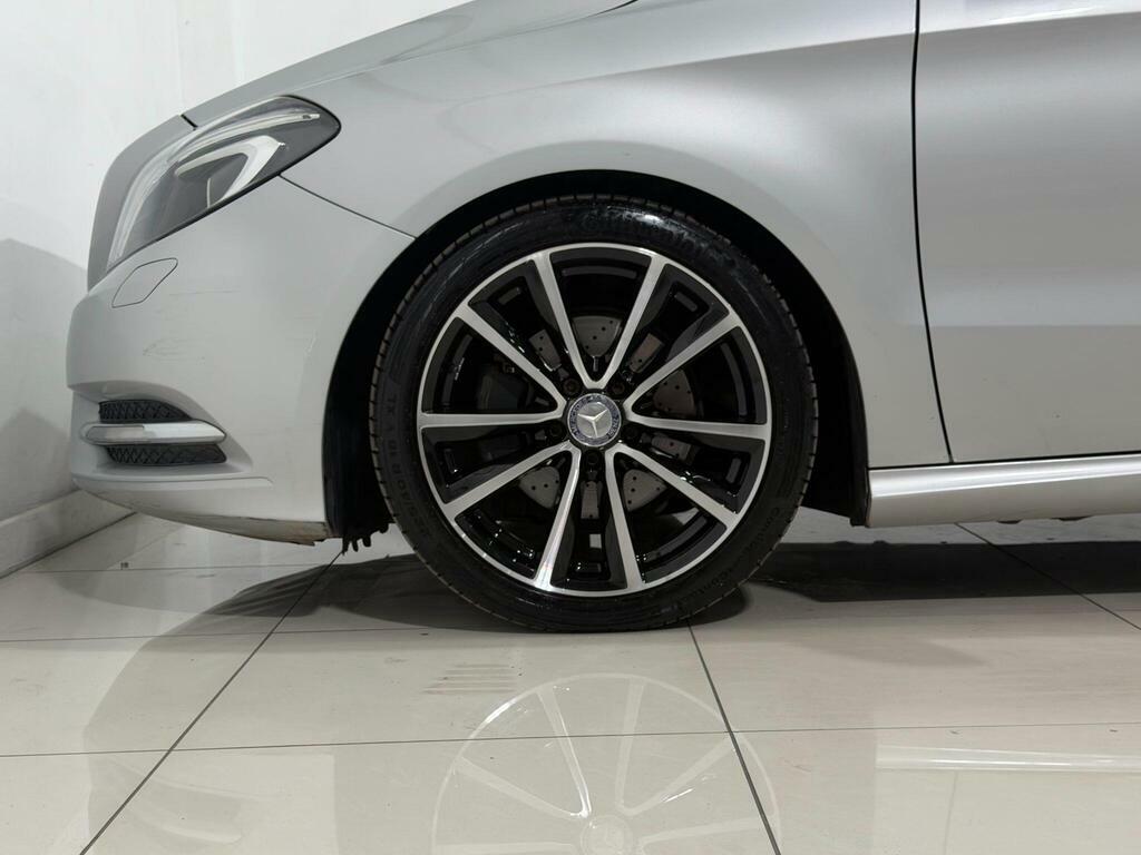 Mercedes-Benz B Class 1.6 B180 Blueefficiency Se Euro 5 Ss Black #77