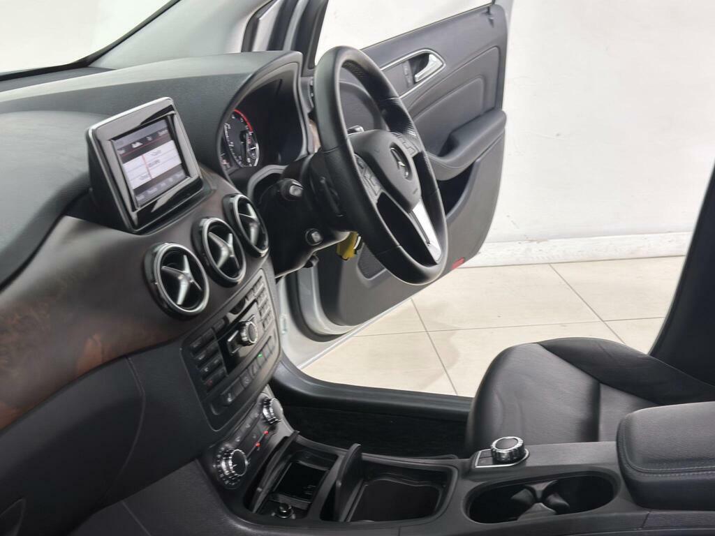 Mercedes-Benz B Class 1.6 B180 Blueefficiency Se Euro 5 Ss Black #36
