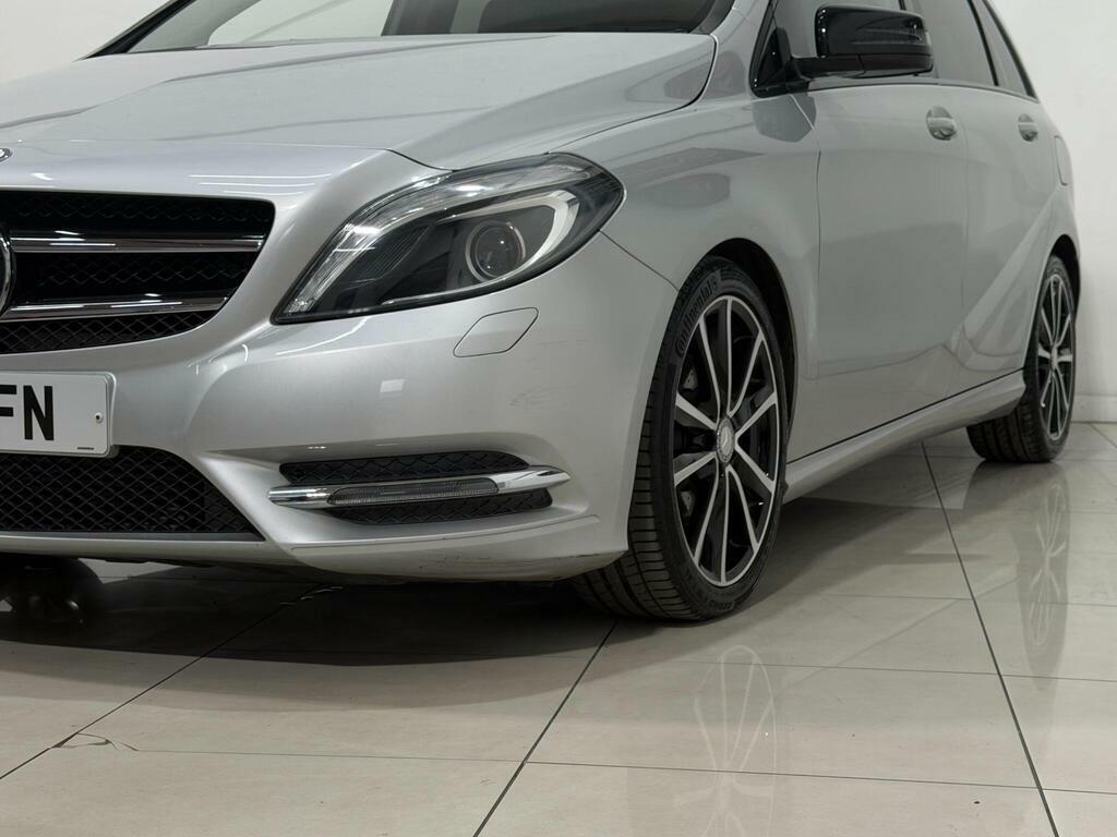 Mercedes-Benz B Class 1.6 B180 Blueefficiency Se Euro 5 Ss Black #20
