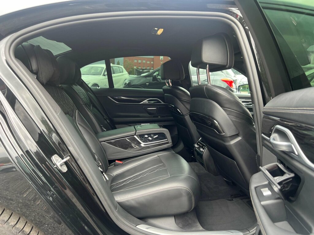 BMW 7 Series  Black #22