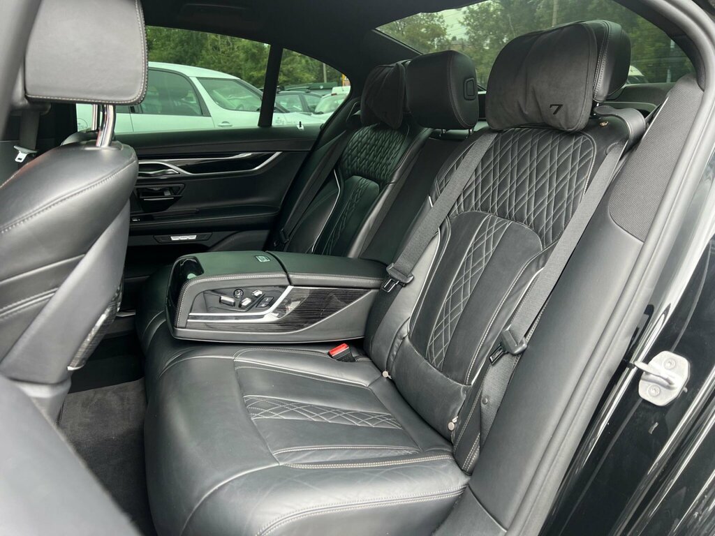 BMW 7 Series  Black #23