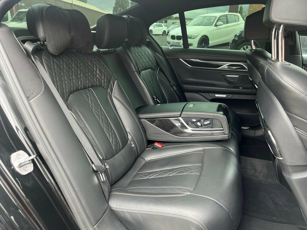 BMW 7 Series  Black #21