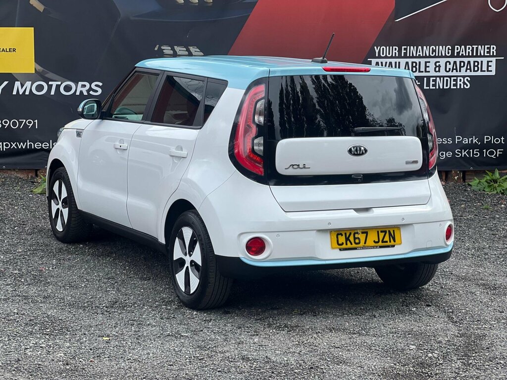 Kia Soul 30Kwh Ev White #3