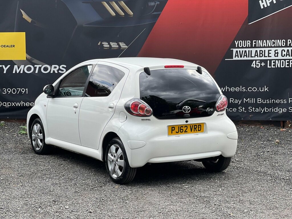 Toyota Aygo 1.0 Vvt-i Fire Euro 5 White #3