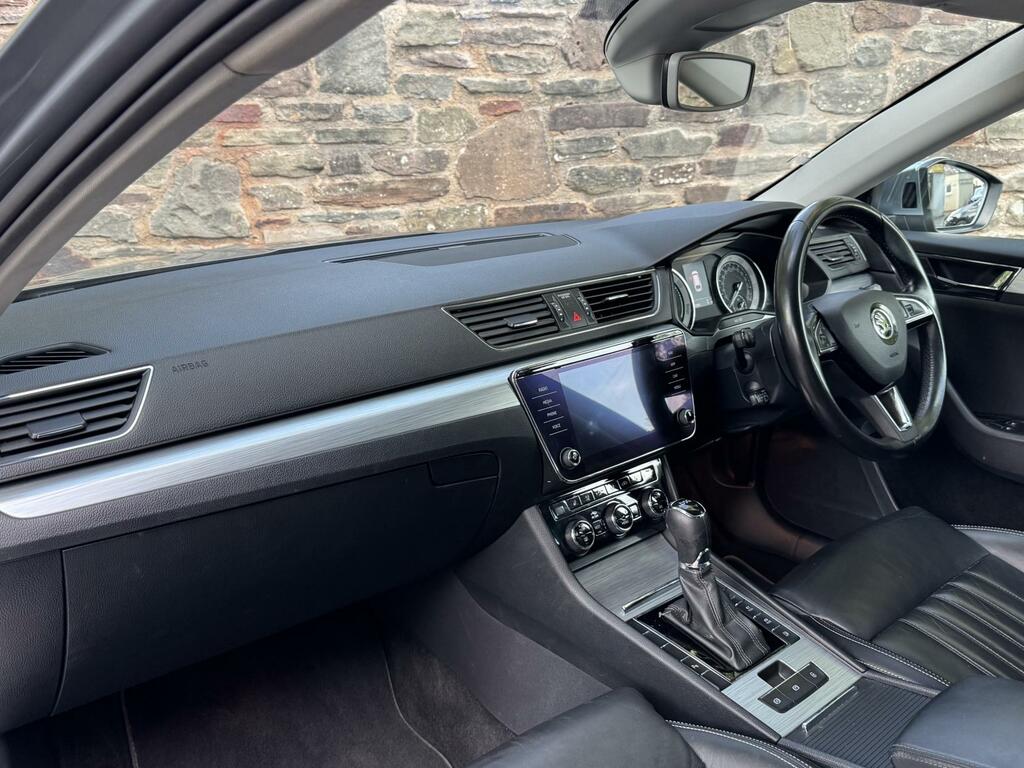 Skoda Superb Tdi Se Technology Silver #12