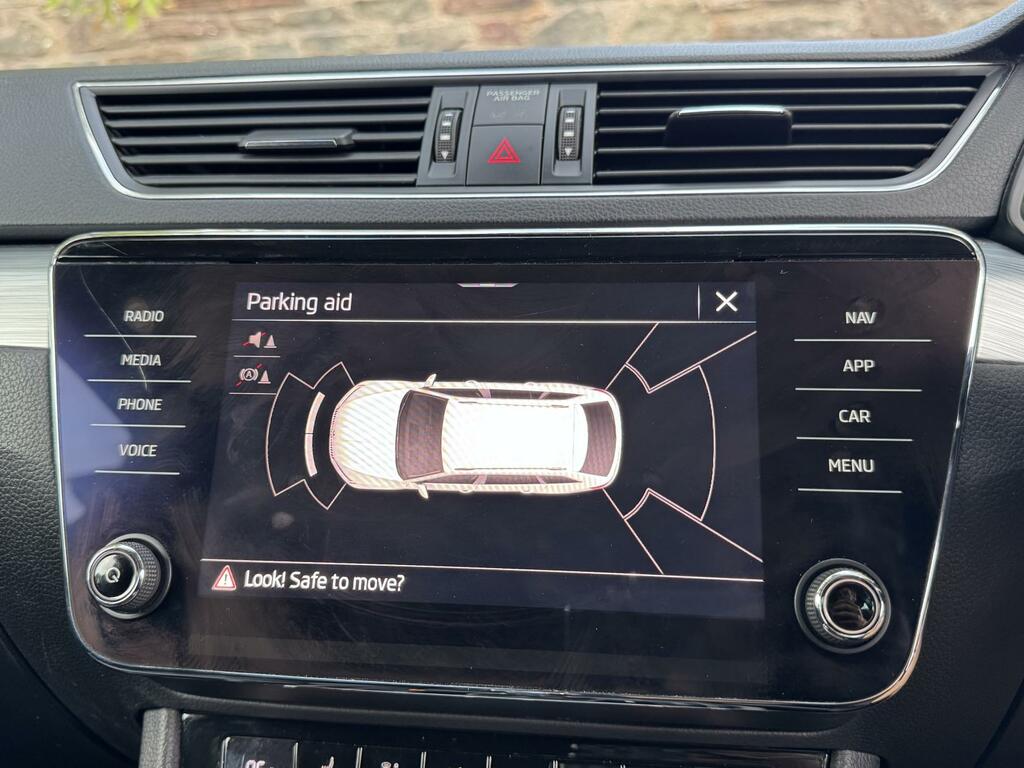 Skoda Superb Tdi Se Technology Silver #18