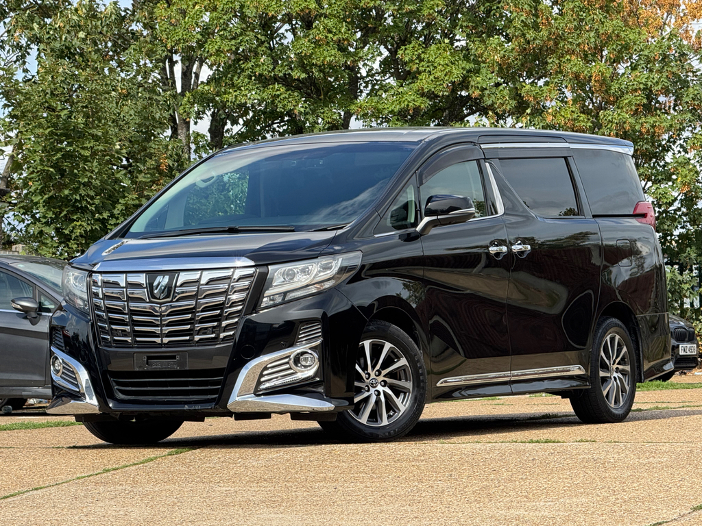 Toyota Alphard 2.4 Mpv White #86