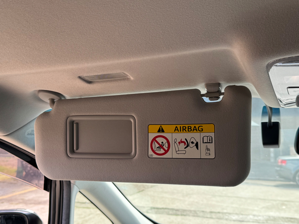 Toyota Alphard 2.4 Mpv White #69