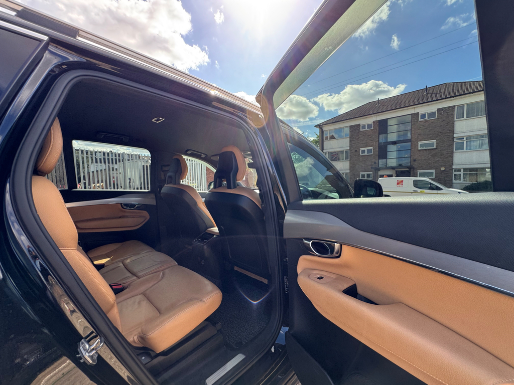 Volvo XC90 R-design Pro Blue #32