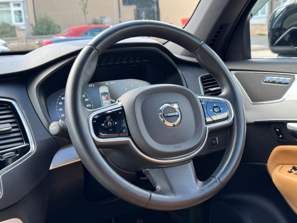 Volvo XC90 R-design Pro Blue #57